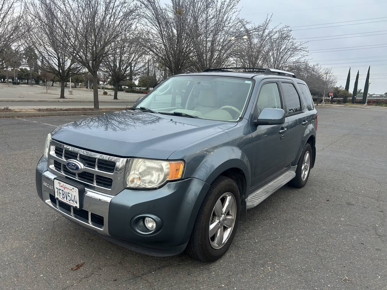 2011 FORD Escape