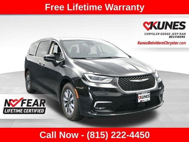 2024 CHRYSLER Pacifica