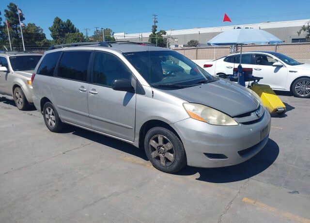 2006 TOYOTA Sienna