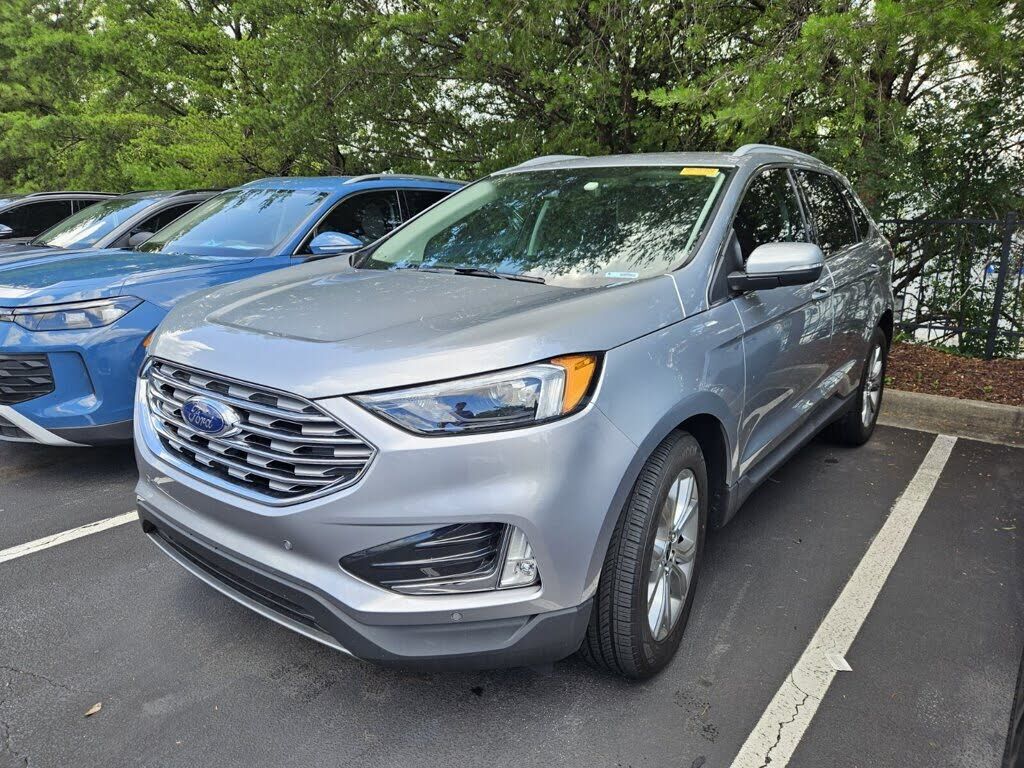 2023 FORD Edge