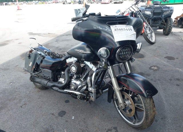 2015 HARLEY DAVIDSON Street Glide Special