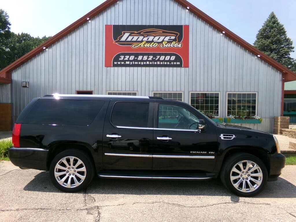 2010 CADILLAC Escalade