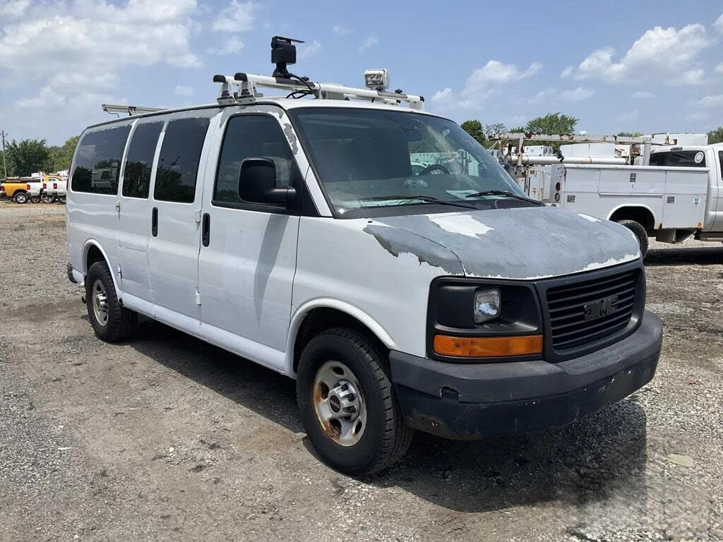 2010 GMC Savana