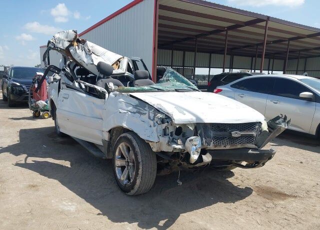 2004 FORD Explorer