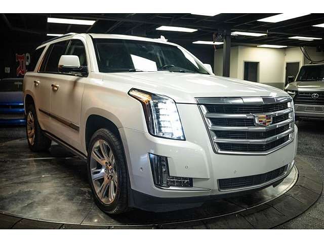 2018 CADILLAC Escalade