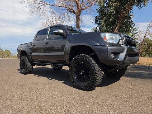 2012 TOYOTA Tacoma