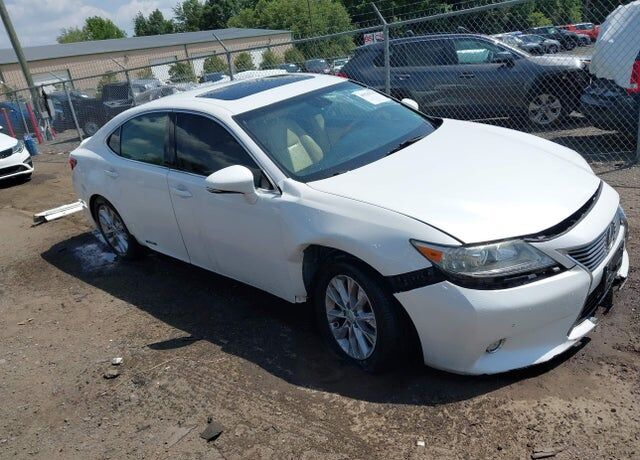 2014 LEXUS ES