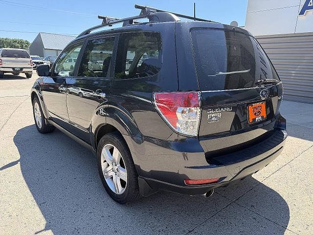 2009 SUBARU Forester