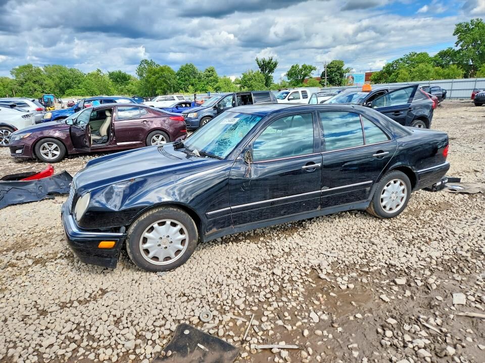 1998 MERCEDES-BENZ E-Class