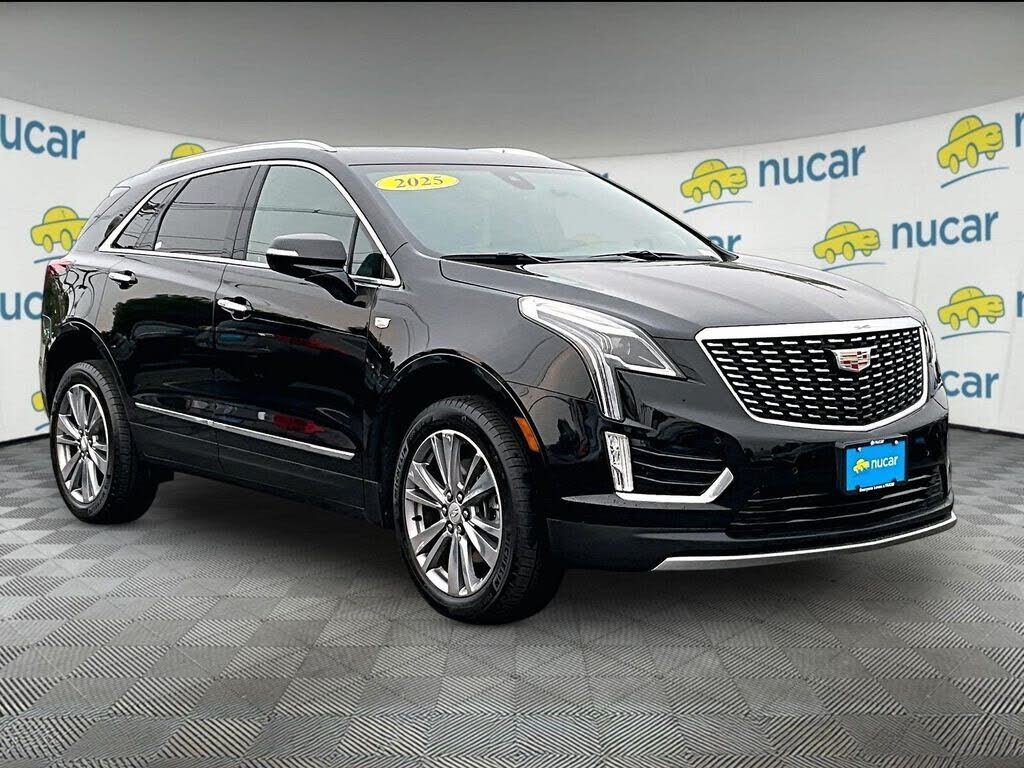 2025 CADILLAC XT5