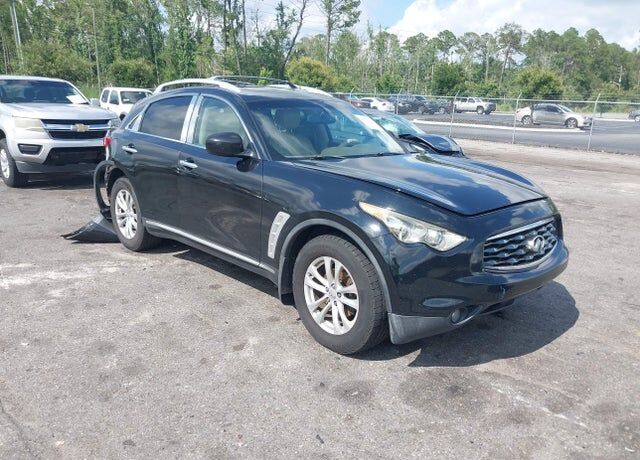 2010 INFINITI FX35