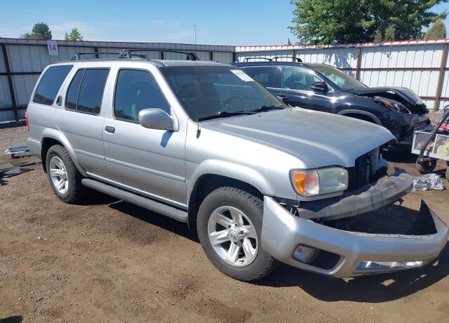 2002 NISSAN Pathfinder