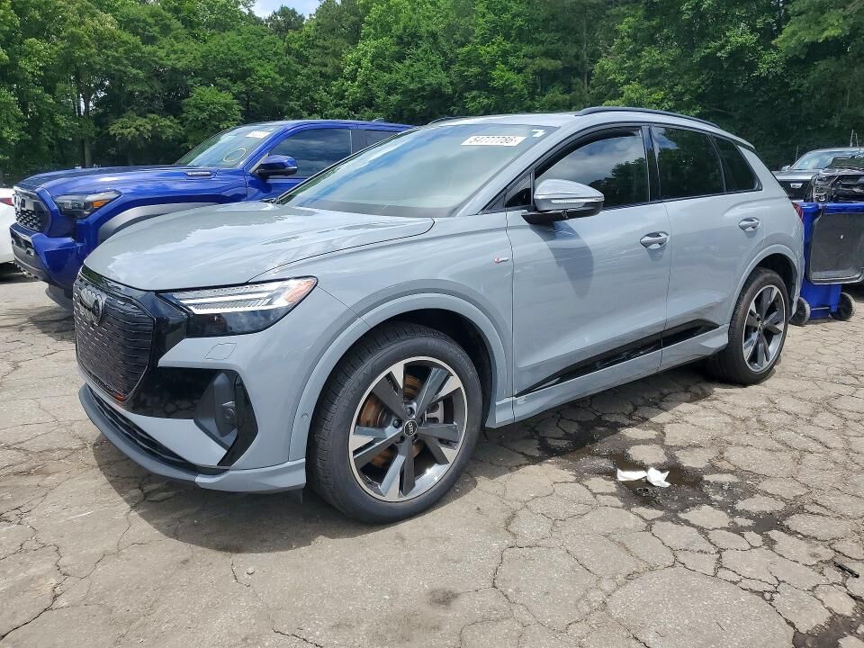 2023 AUDI Q4