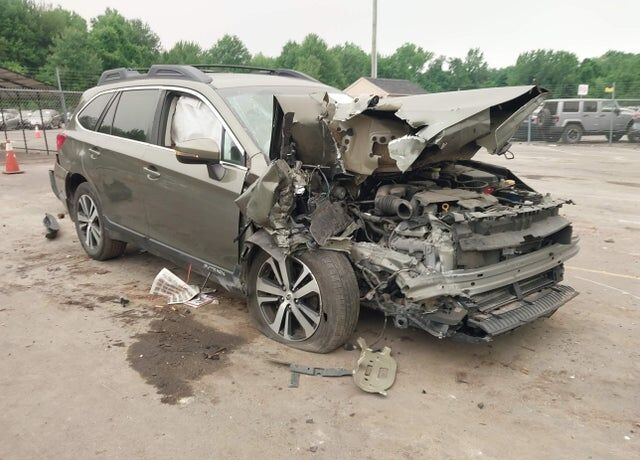 2019 SUBARU Outback