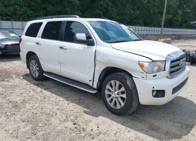 2014 TOYOTA Sequoia