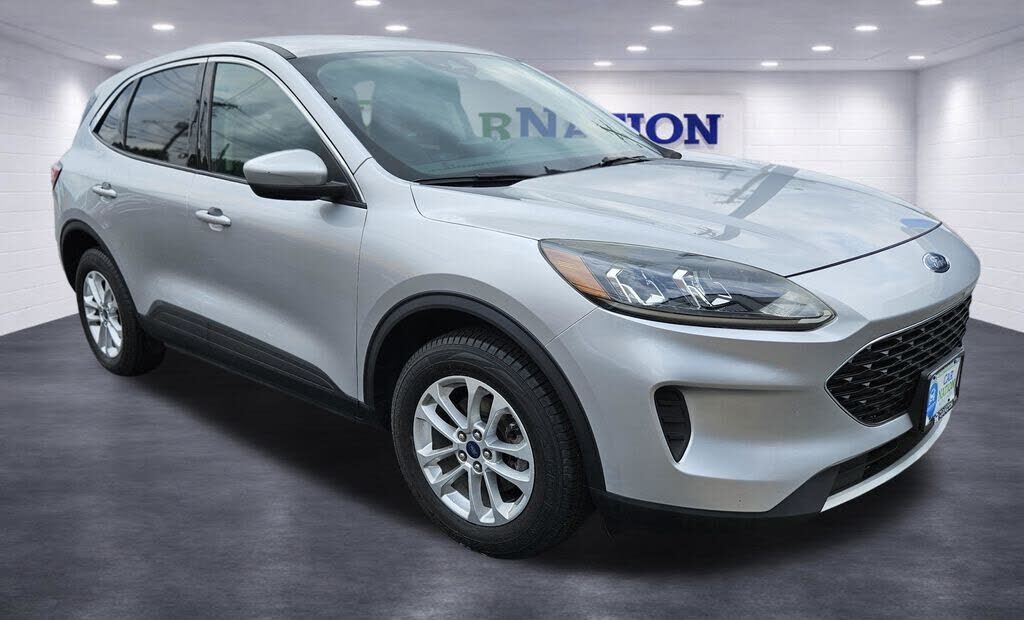 2020 FORD Escape