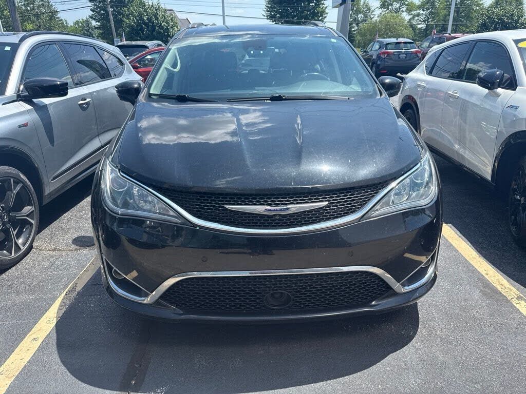2020 CHRYSLER Pacifica