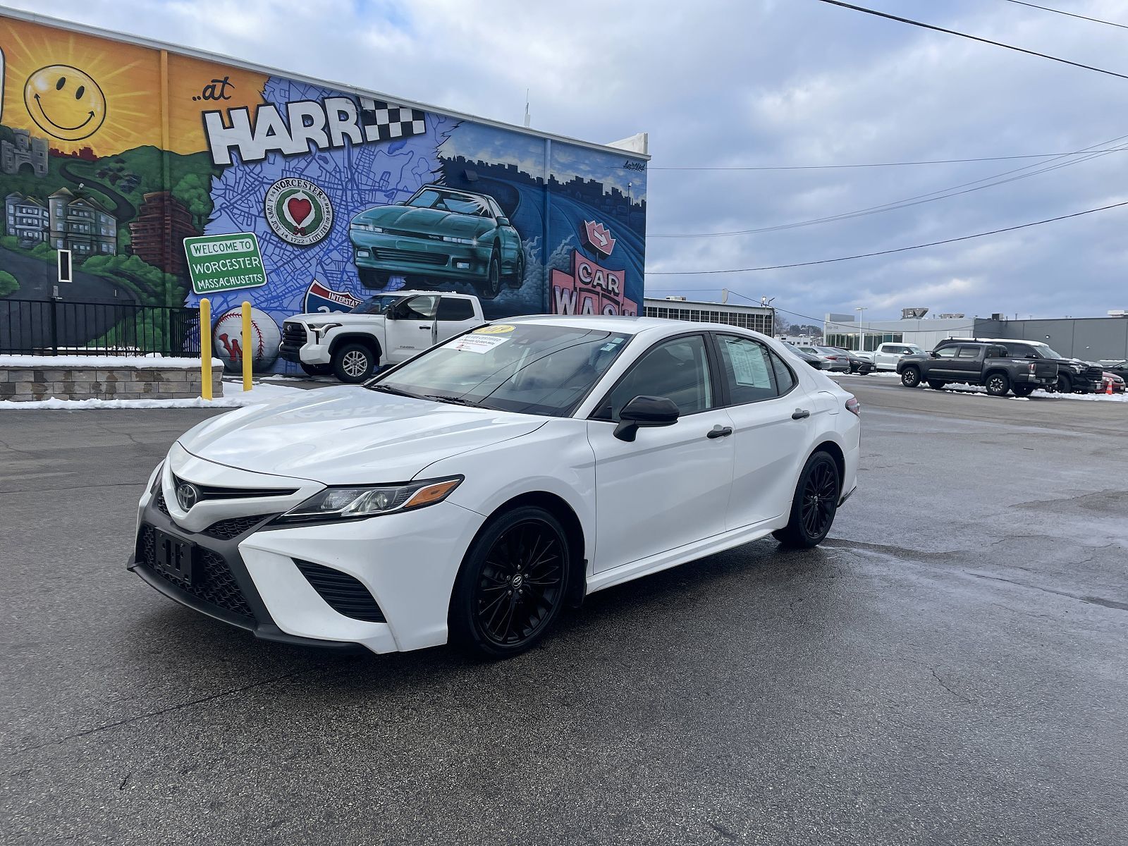 2019 TOYOTA Camry