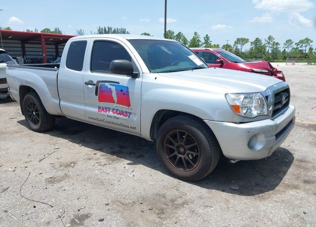 2005 TOYOTA Tacoma