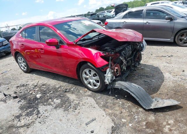 2015 MAZDA Mazda3