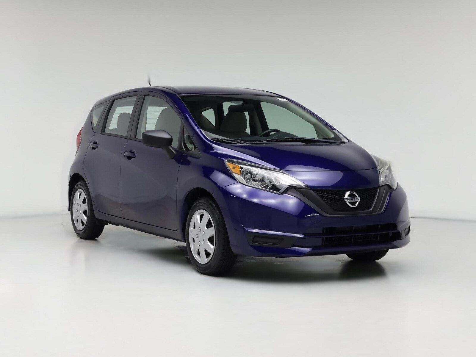 2017 NISSAN Versa