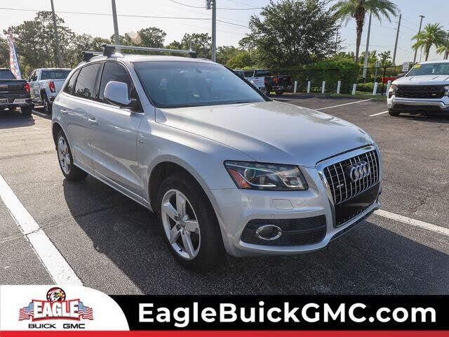 2011 AUDI Q5