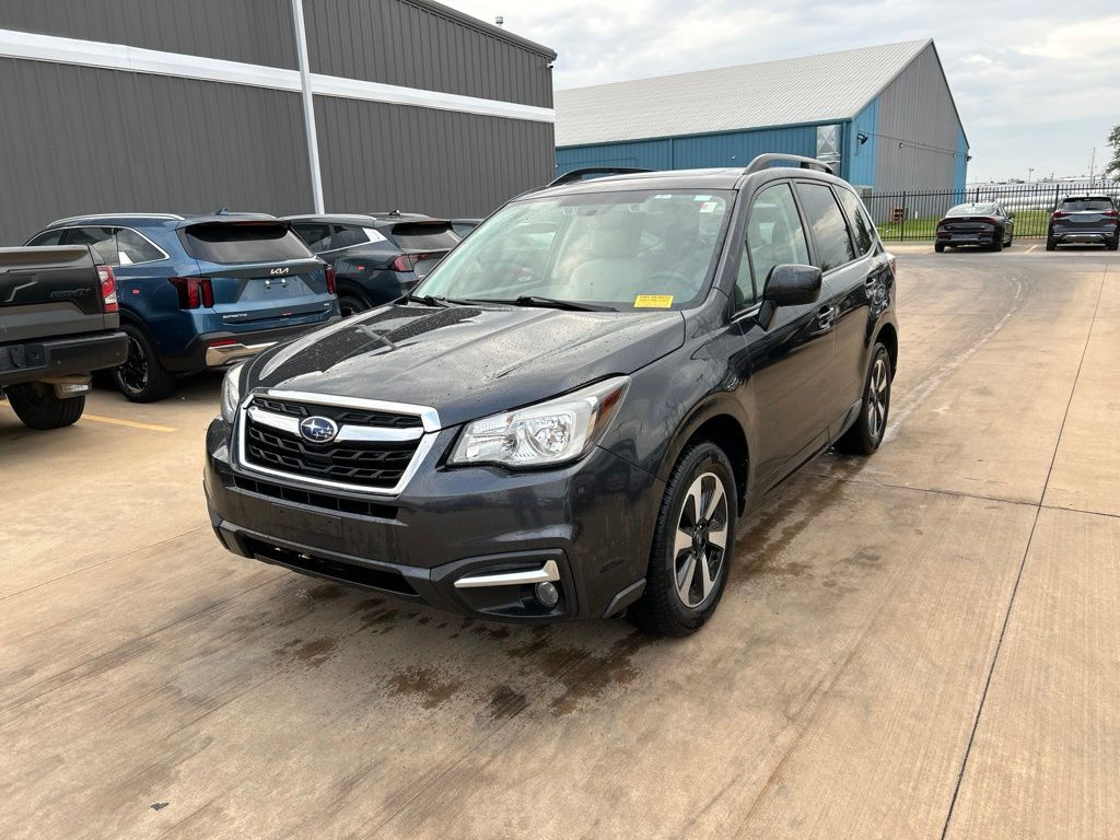 2017 SUBARU Forester