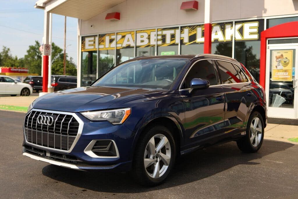 2022 AUDI Q3