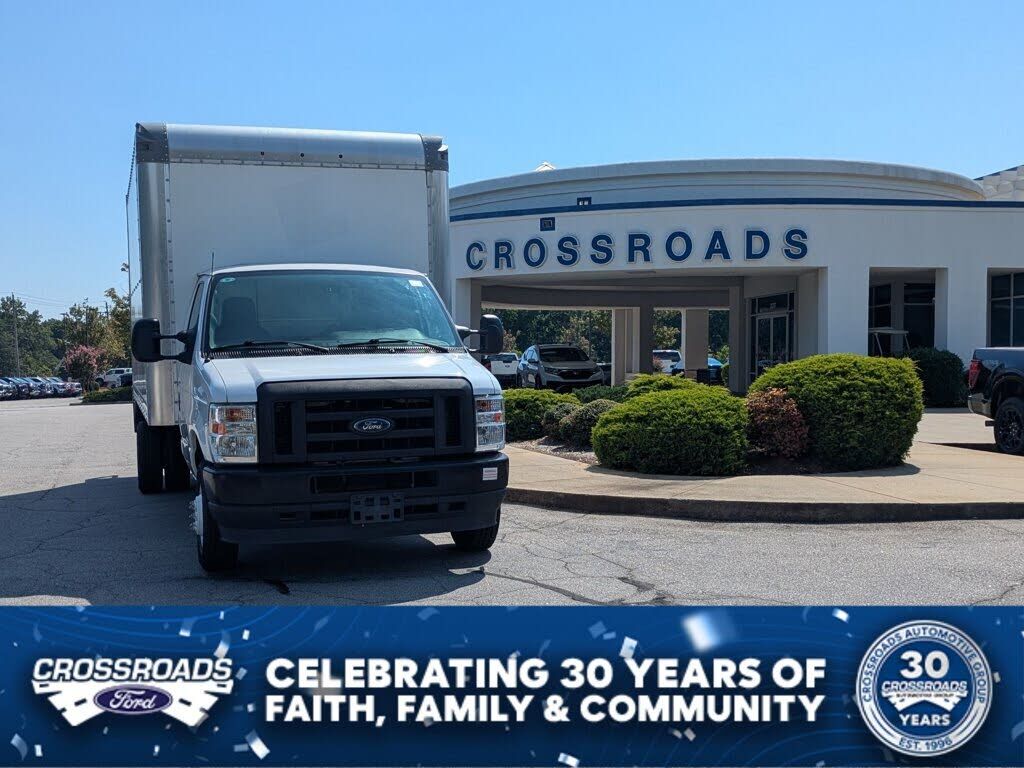 2024 FORD E-350
