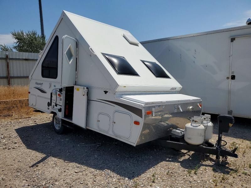 2013 FOREST RIVER Flagstaff Camping Trailer