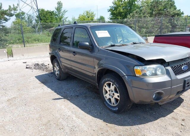 2005 FORD Escape