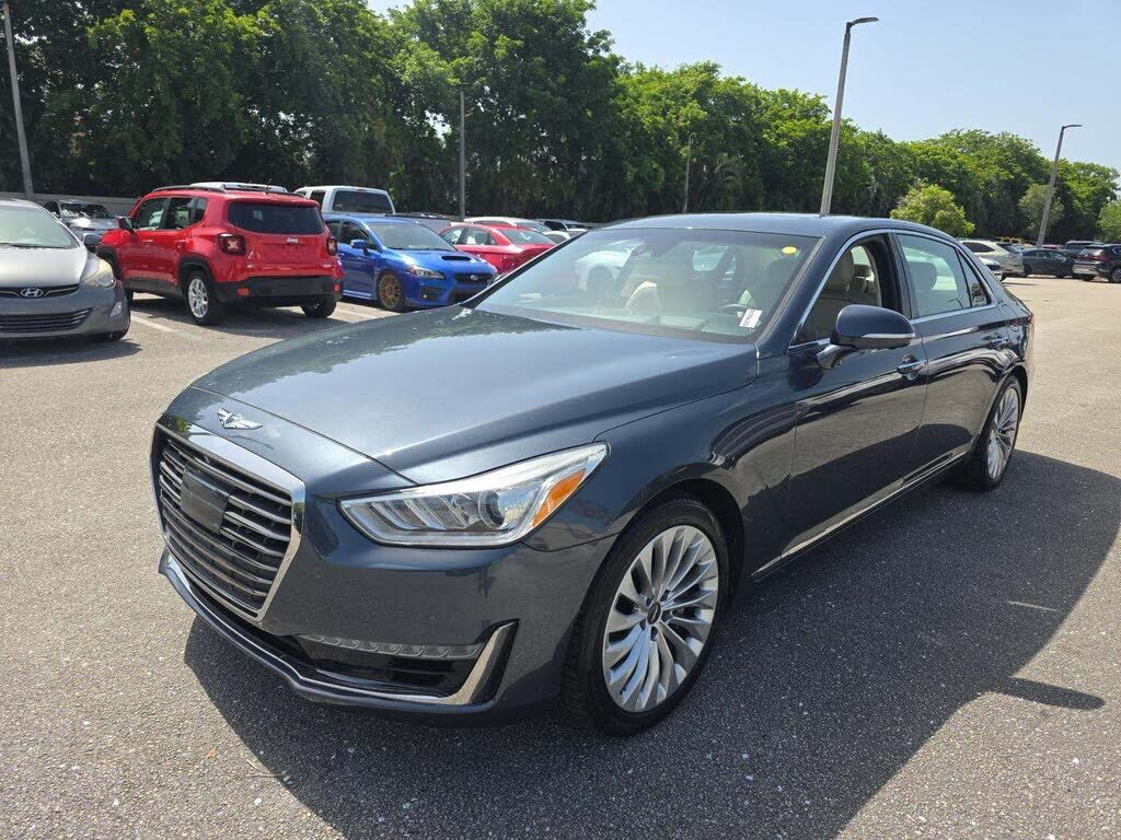 2017 GENESIS G90