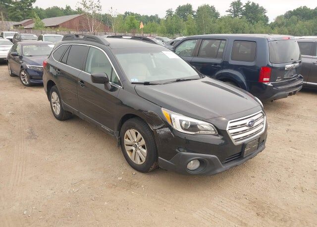 2016 SUBARU Outback