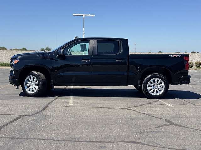 2025 CHEVROLET Silverado