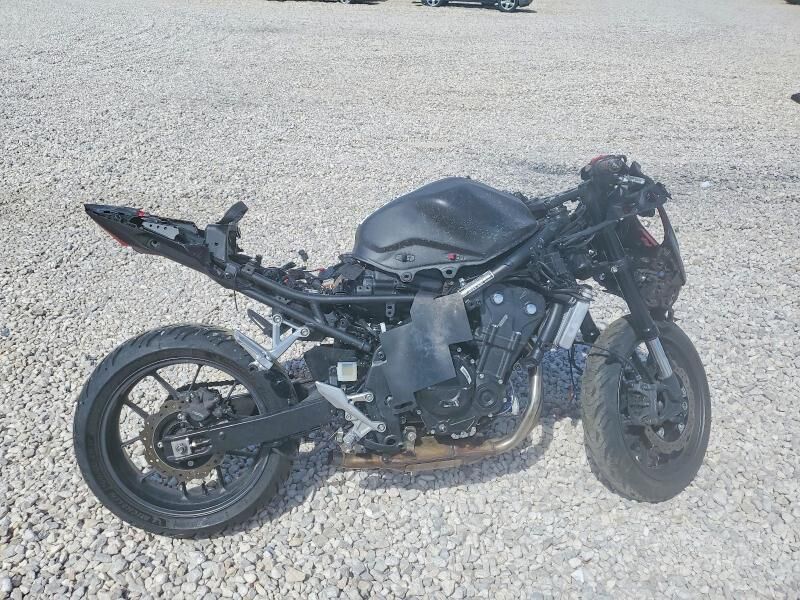 2025 HONDA CB