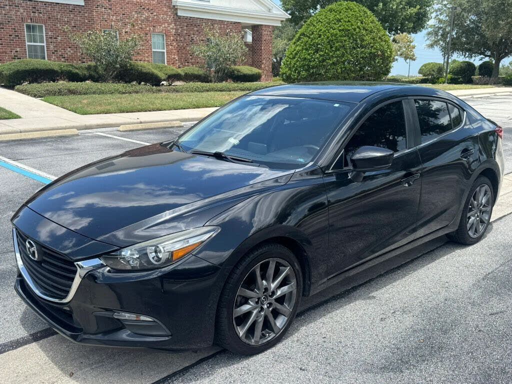 2018 MAZDA Mazda3