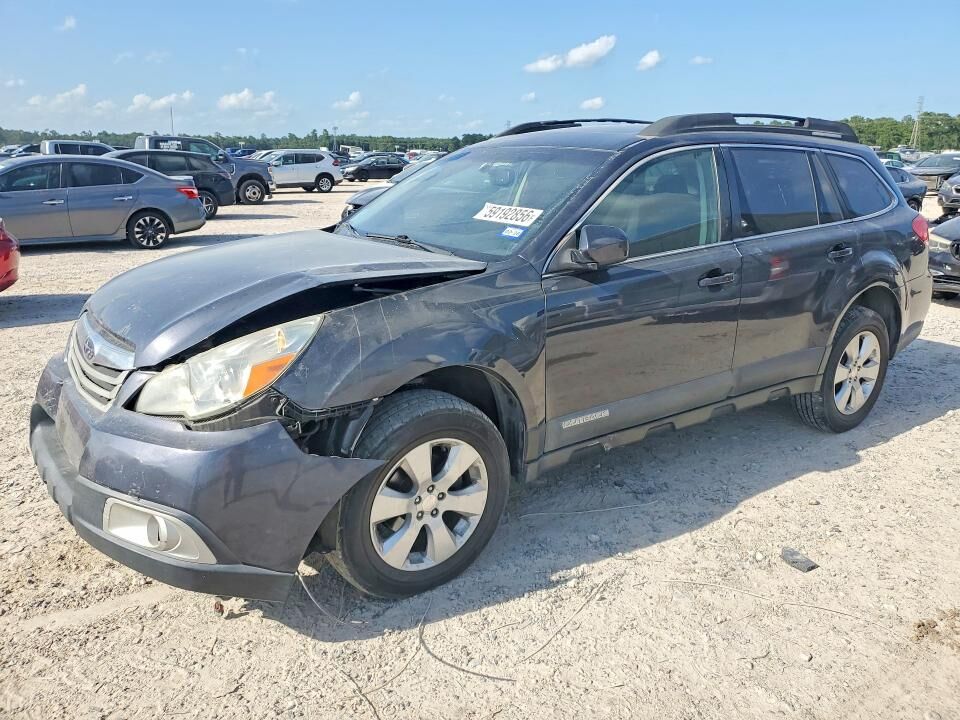 2011 SUBARU Outback
