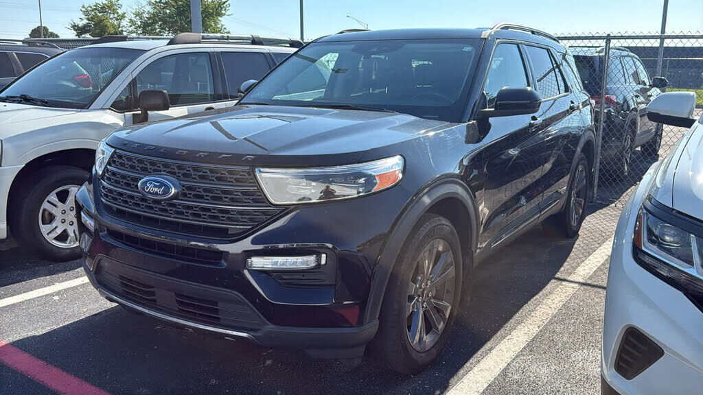2022 FORD Explorer