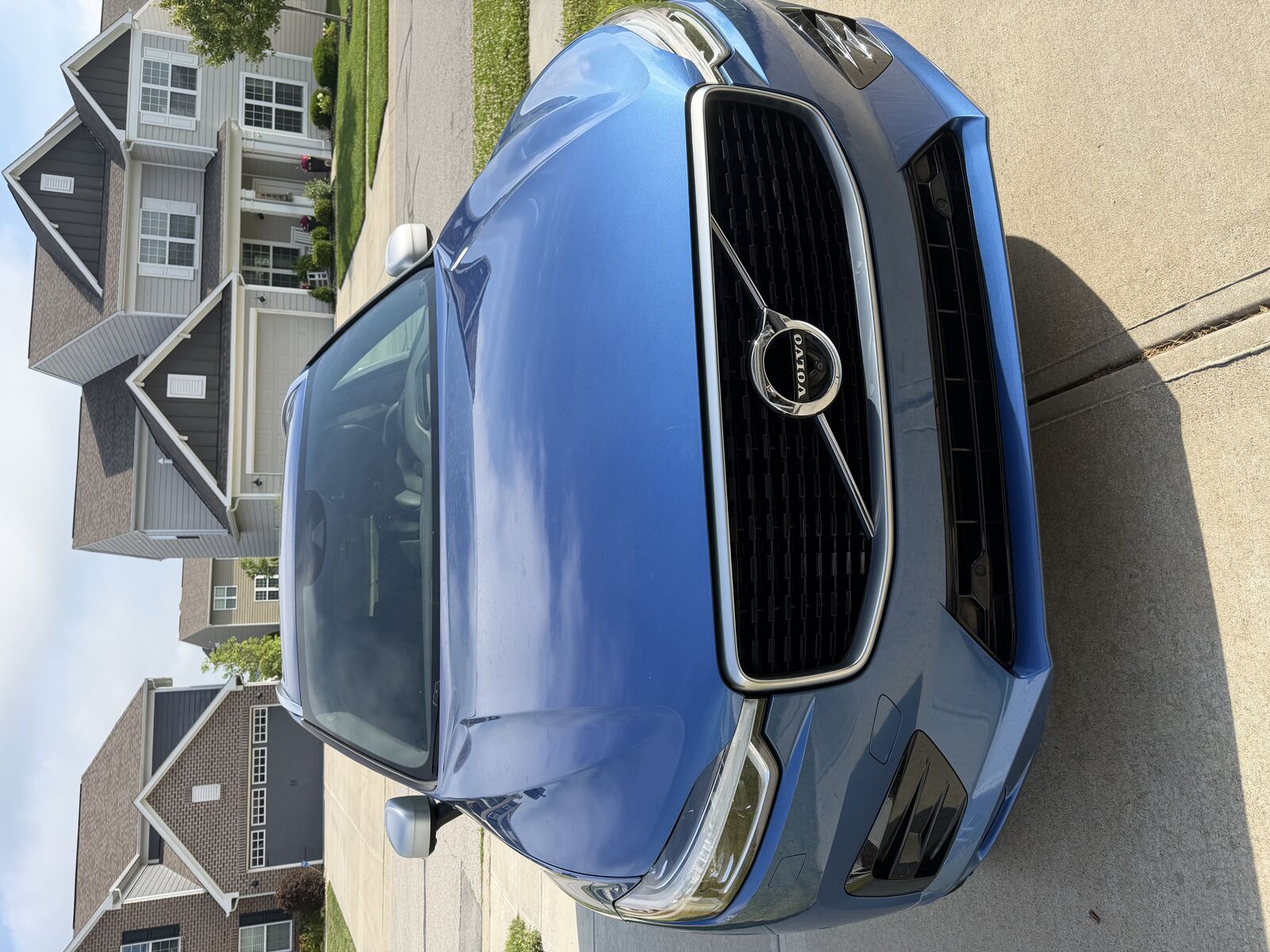 2019 VOLVO XC60