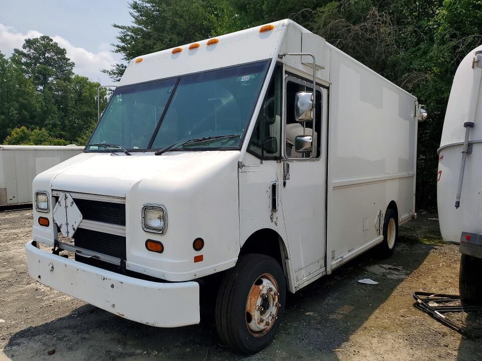 1998 FREIGHTLINER MT 45 Chassis