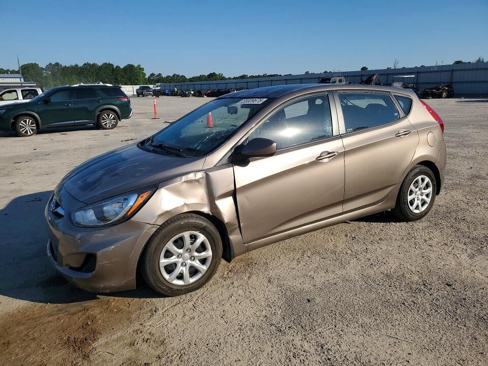 2013 HYUNDAI Accent