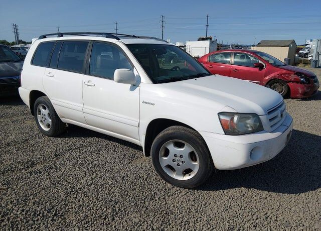 2004 TOYOTA Highlander