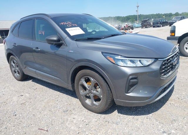 2023 FORD Escape