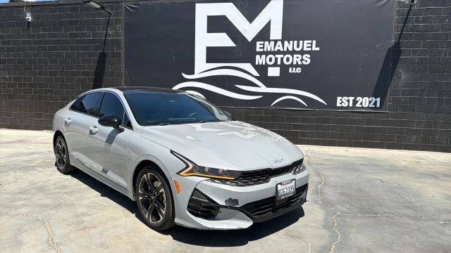 2022 KIA K5