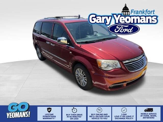 2014 CHRYSLER Town and Country