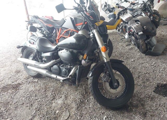 2011 HONDA VT750