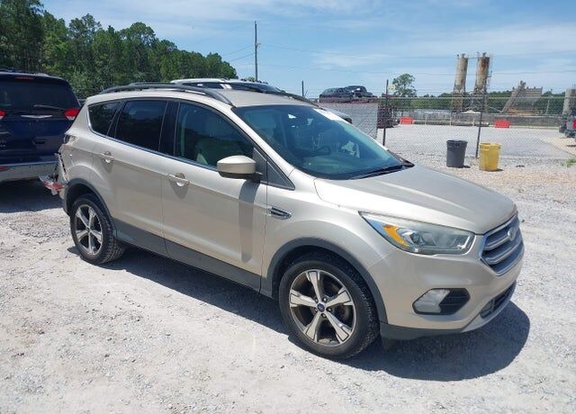 2017 FORD Escape