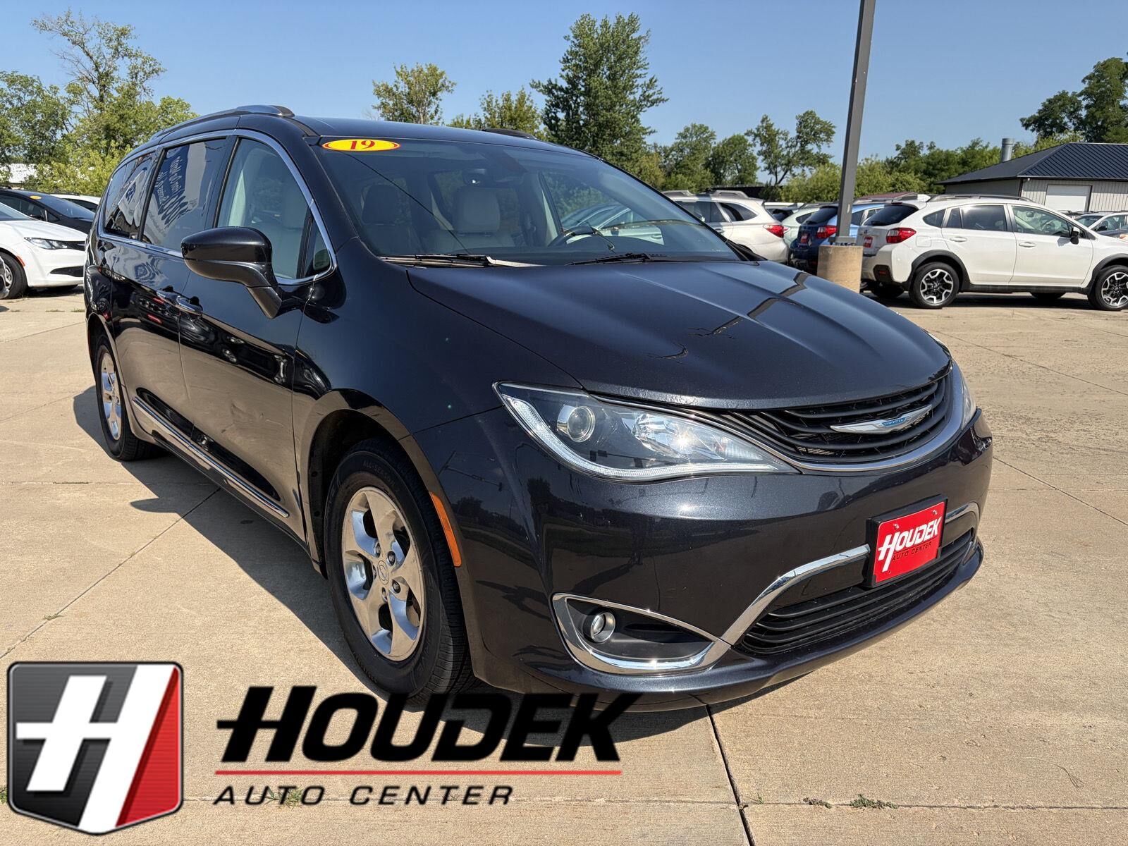 2019 CHRYSLER Pacifica