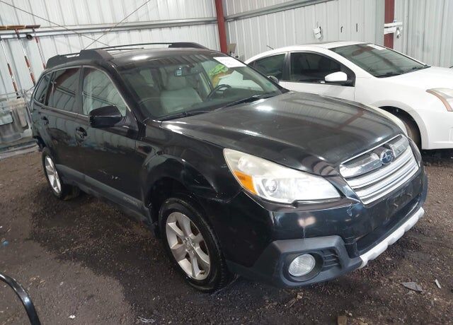 2014 SUBARU Outback