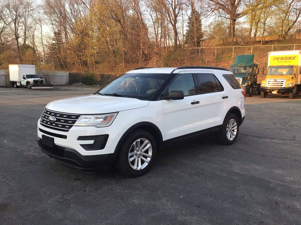 2016 FORD Explorer